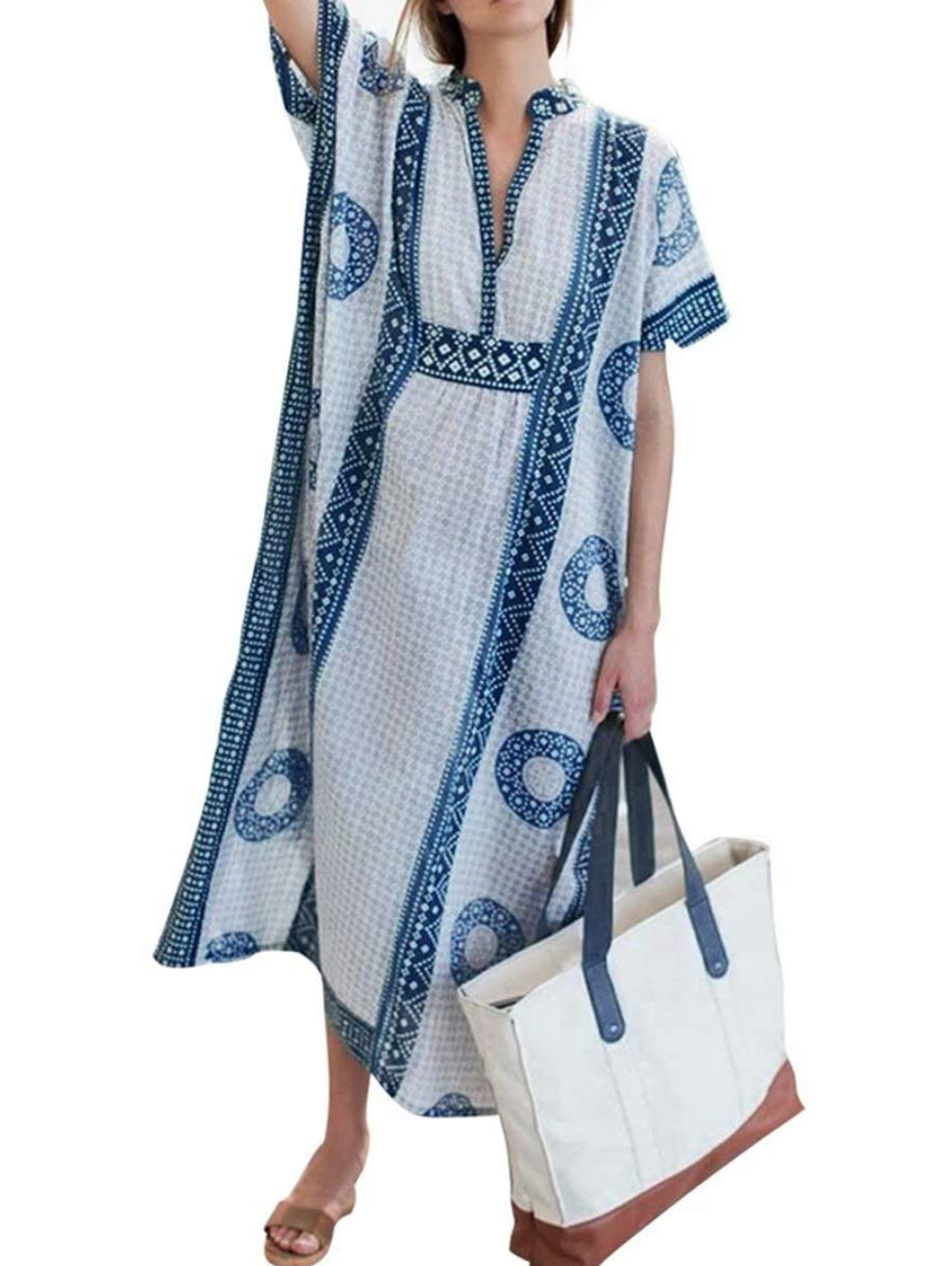 blue and white caftan.png